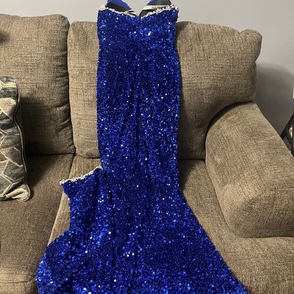 Prom Dress - Picture 7 of 10